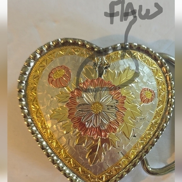 Heart Belt Buckle Gold/ Silver Floral design USA Western Bling inlay Stunning - Picture 7 of 7